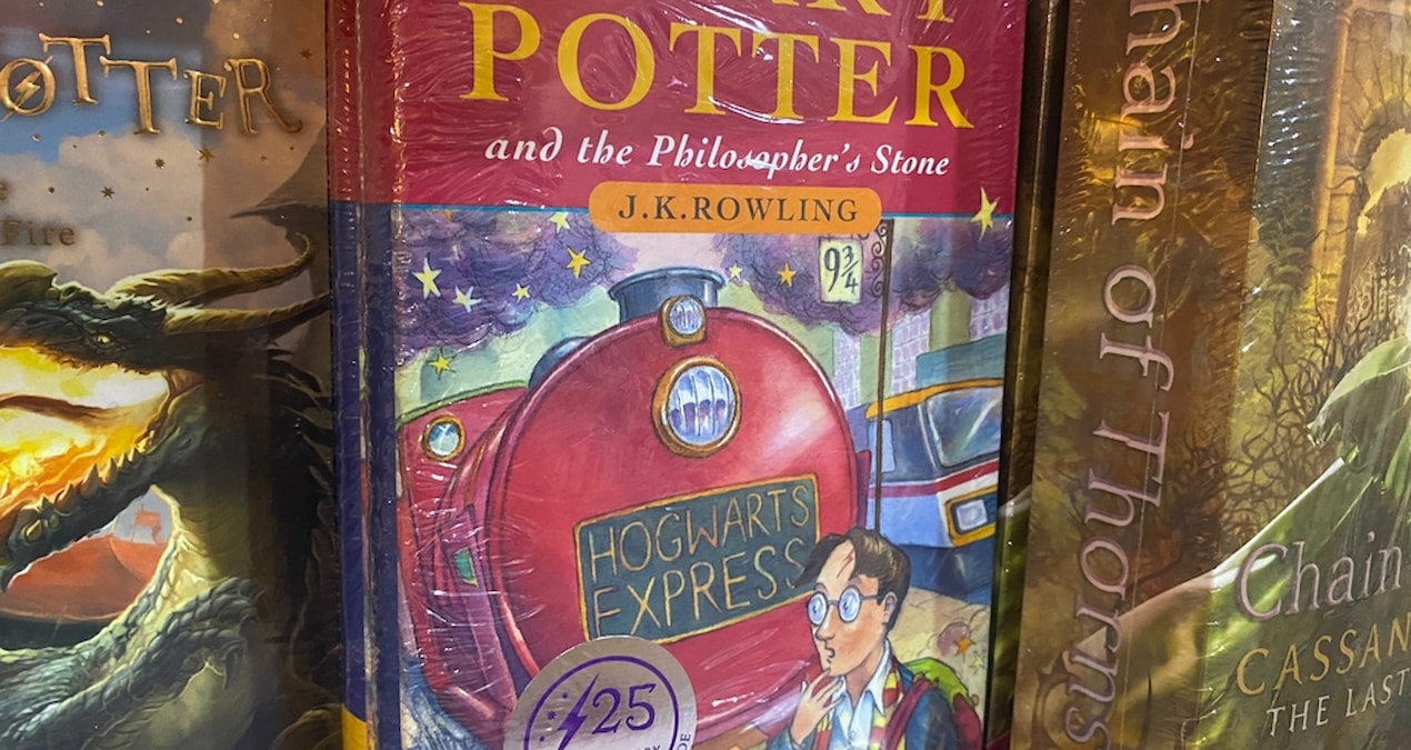 Harry Potter’ın ilk baskısına rekor fiyat… 1,9 milyon dolara satıldı